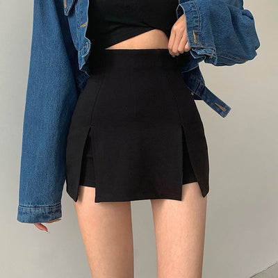 Stylischer und moderner Minirock mit hoher Taille, perfekt für anspruchsvolle und modische Looks