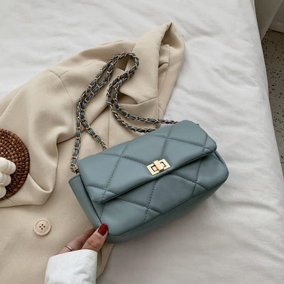 Gesteppte Tasche mit Kette - Noelia