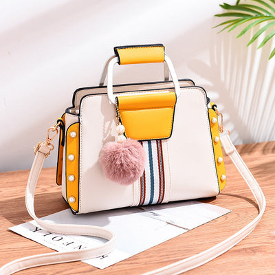 Handtasche mit modernen Details - Fiorella
