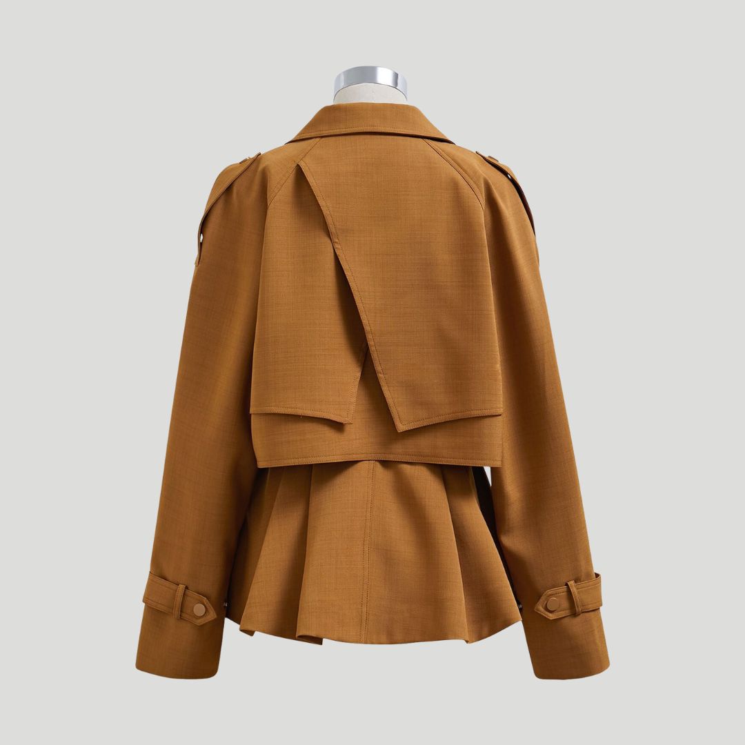 Schößchenjacke mit auffälligem Kragen und tailliertem Schnitt - Gemma