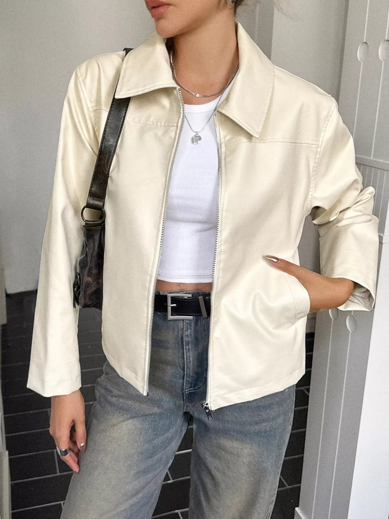 Damenjacke mit Ledereffekt und Frontreißverschluss - Kendra