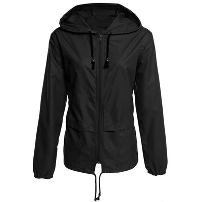 Leichte wasserdichte Jacke mit Kapuze - Elarat