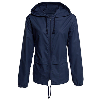 Leichte wasserdichte Jacke mit Kapuze - Elarat