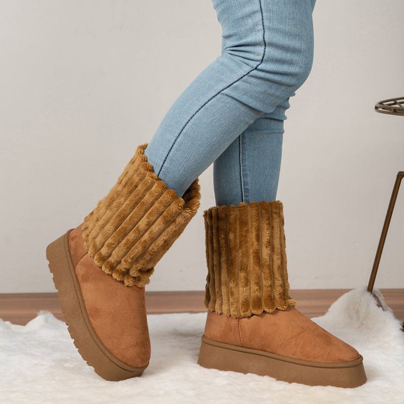 Damen-Winterstiefel mit geripptem Schaft aus Fell - Romina