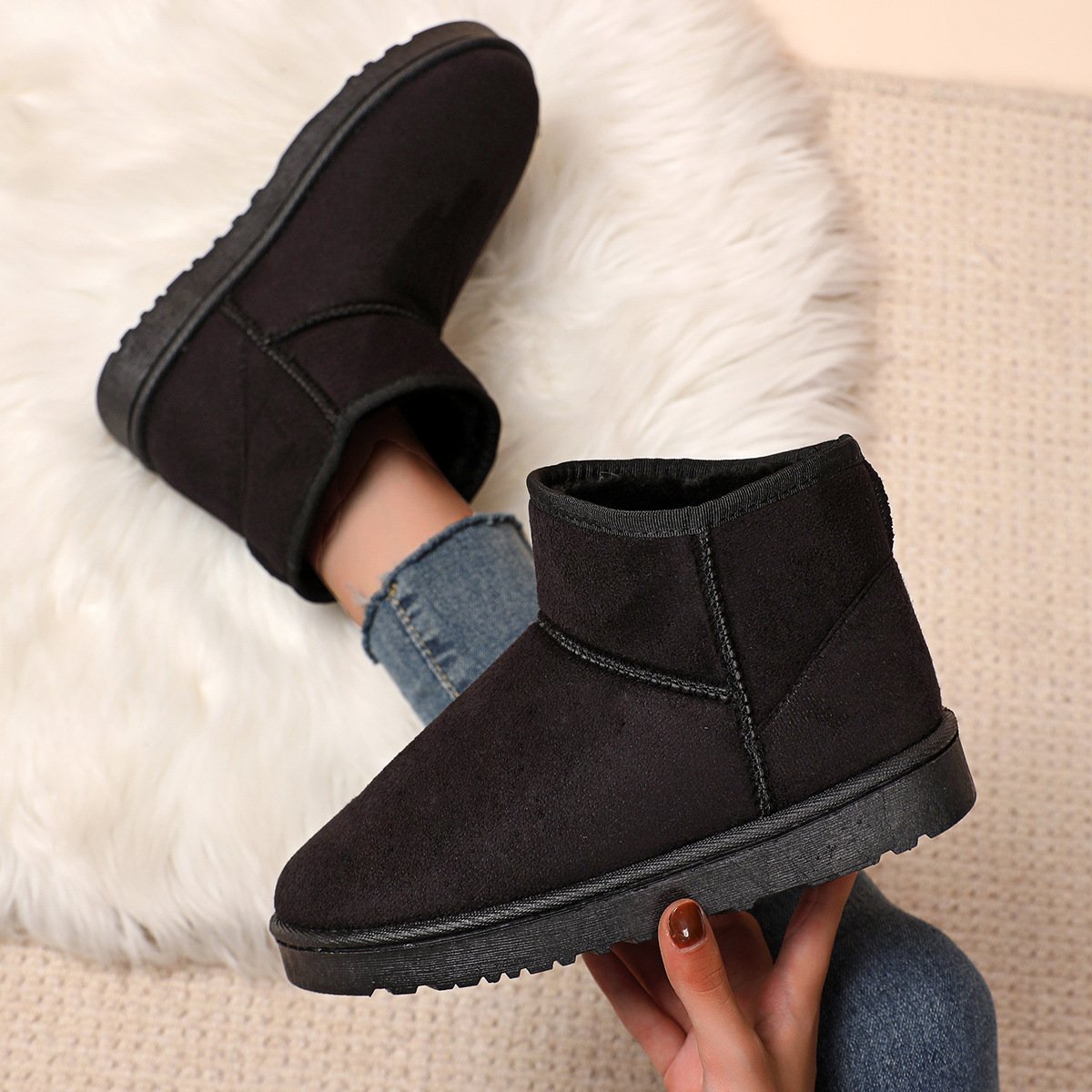 Damen Winterstiefel aus Wildleder mit Pelzfutter - Lety