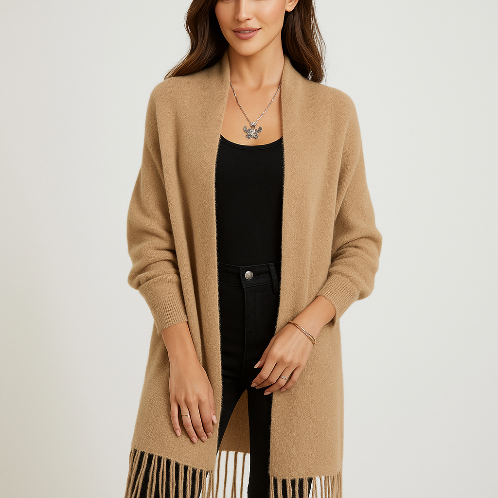 Moderne lange Damen Strickjacke mit dekorativen Fransen - Malkova
