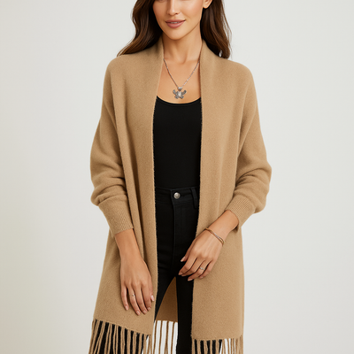 Moderne lange Damen Strickjacke mit dekorativen Fransen - Malkova