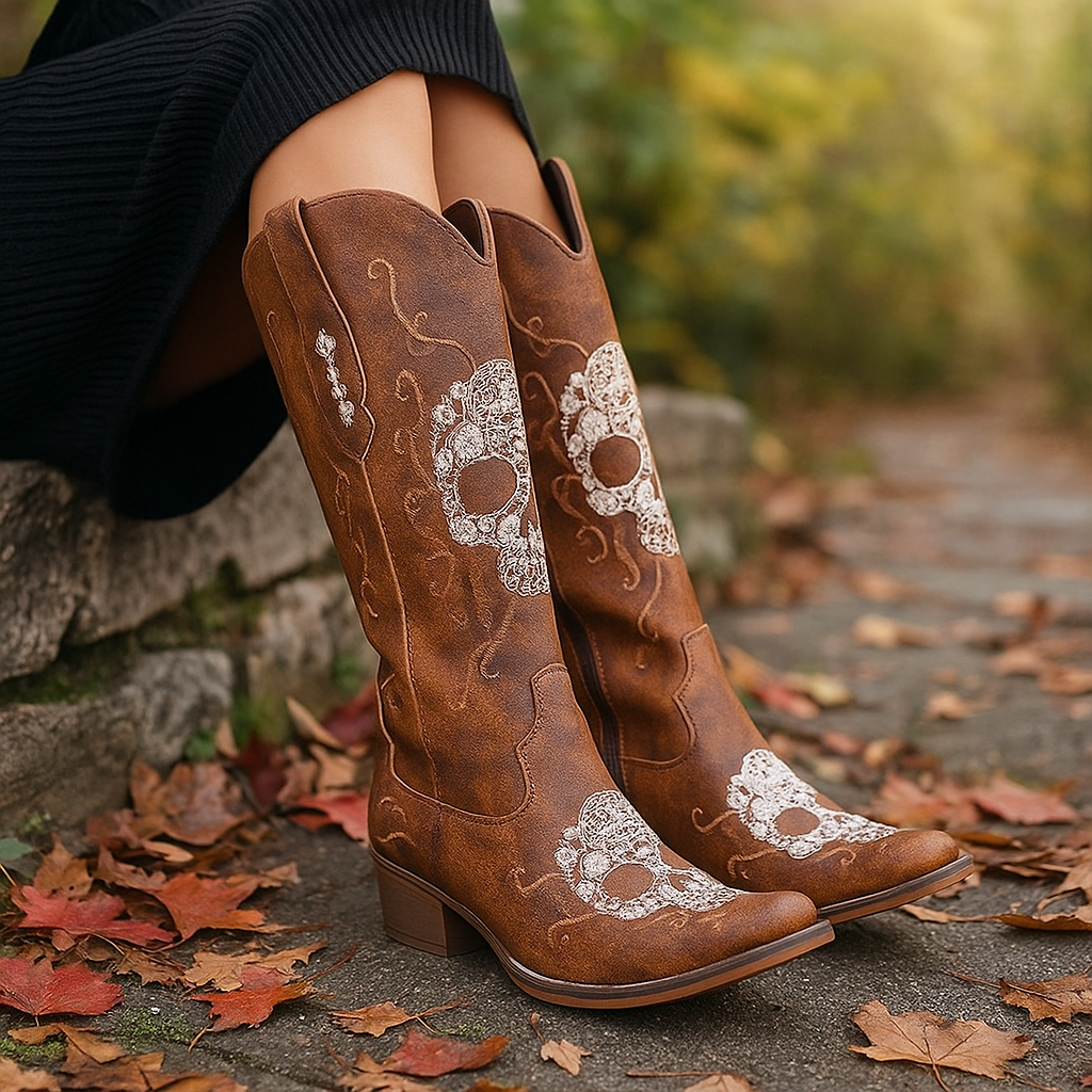 Hohe Damenstiefel mit Stickerei - Liorine