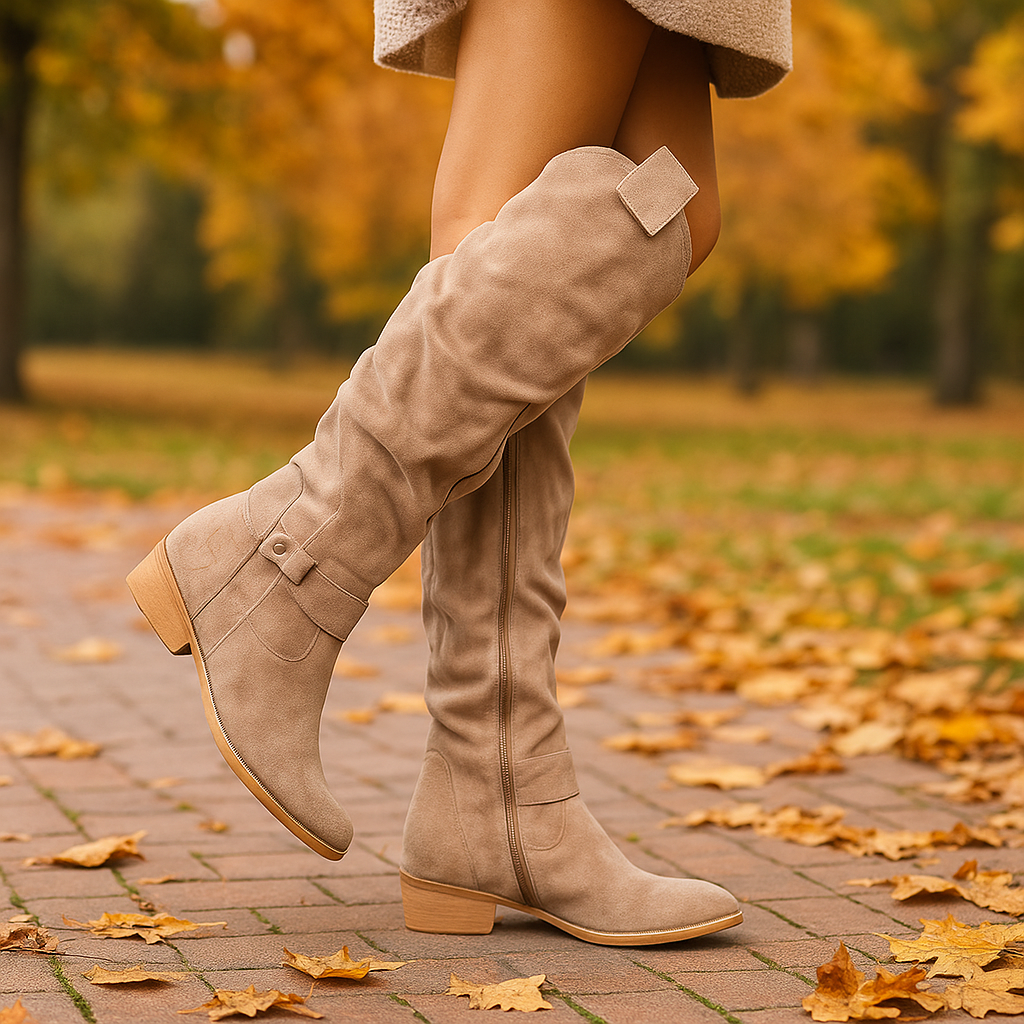 Moderne hohe Damenstiefel mit niedrigem Absatz - Mafer