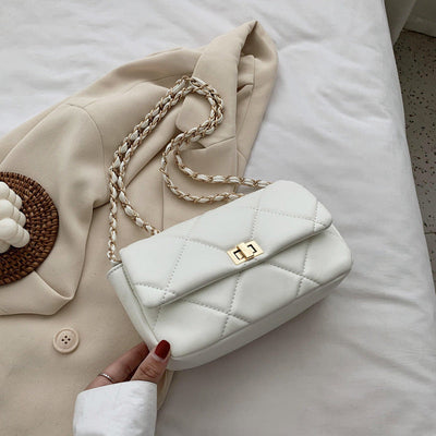 Gesteppte Tasche mit Kette - Noelia