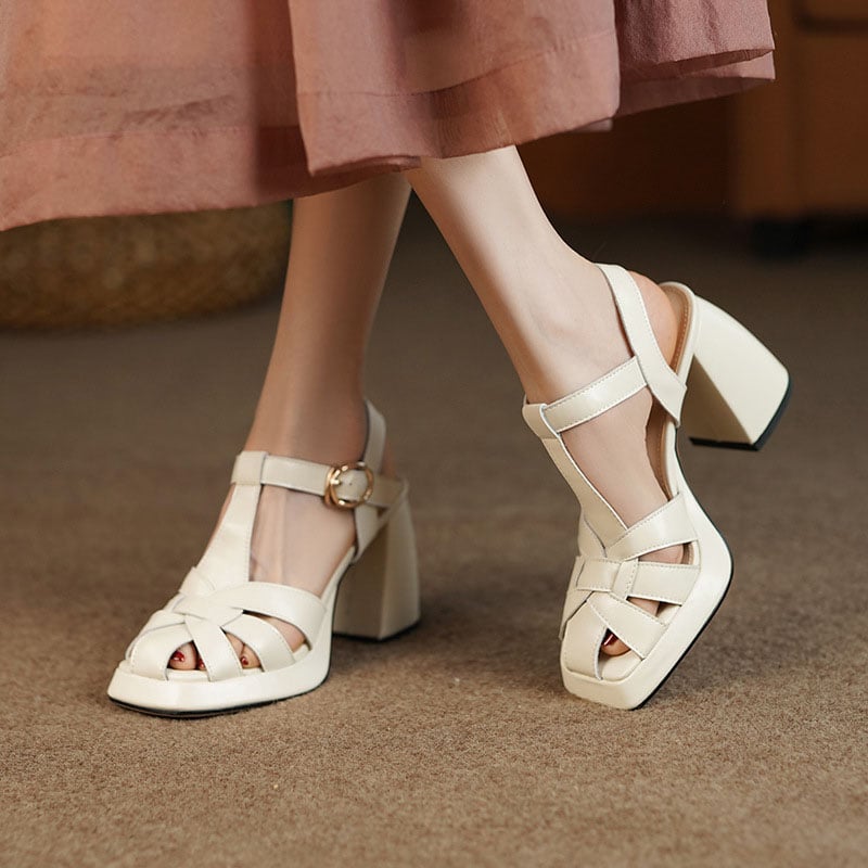 Lala - Sandalen mit quadratischen Absätzen und Plattformen