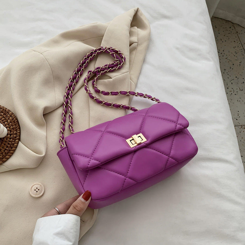 Gesteppte Tasche mit Kette - Noelia