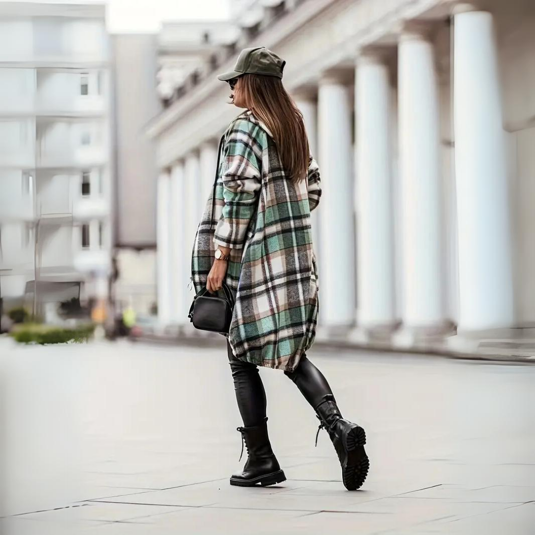 Pleun - Trendige karierte Damen Strickjacke