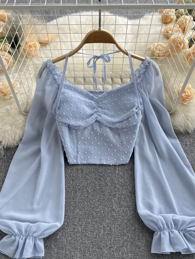 Milly - Modische Sommerbluse mit Punkten und Schnürung