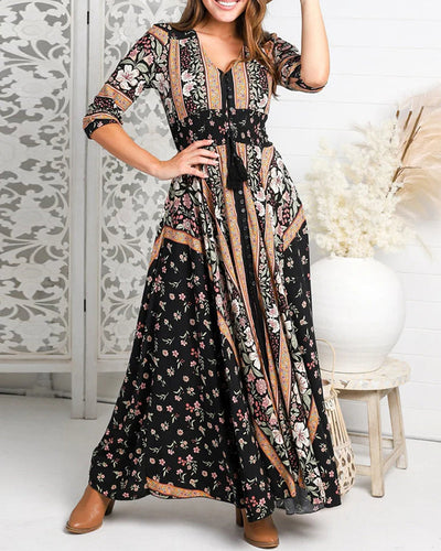 Beatrix - Kleid mit elegantem Retro-Stil und Blumen