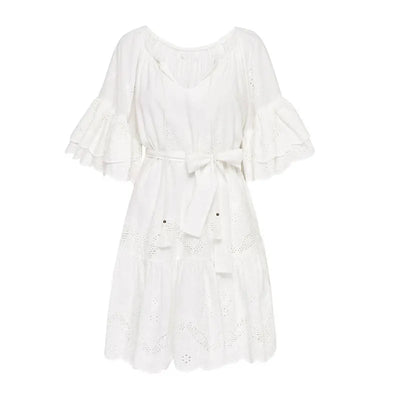 Amara - Kleid aus weißer Spitze