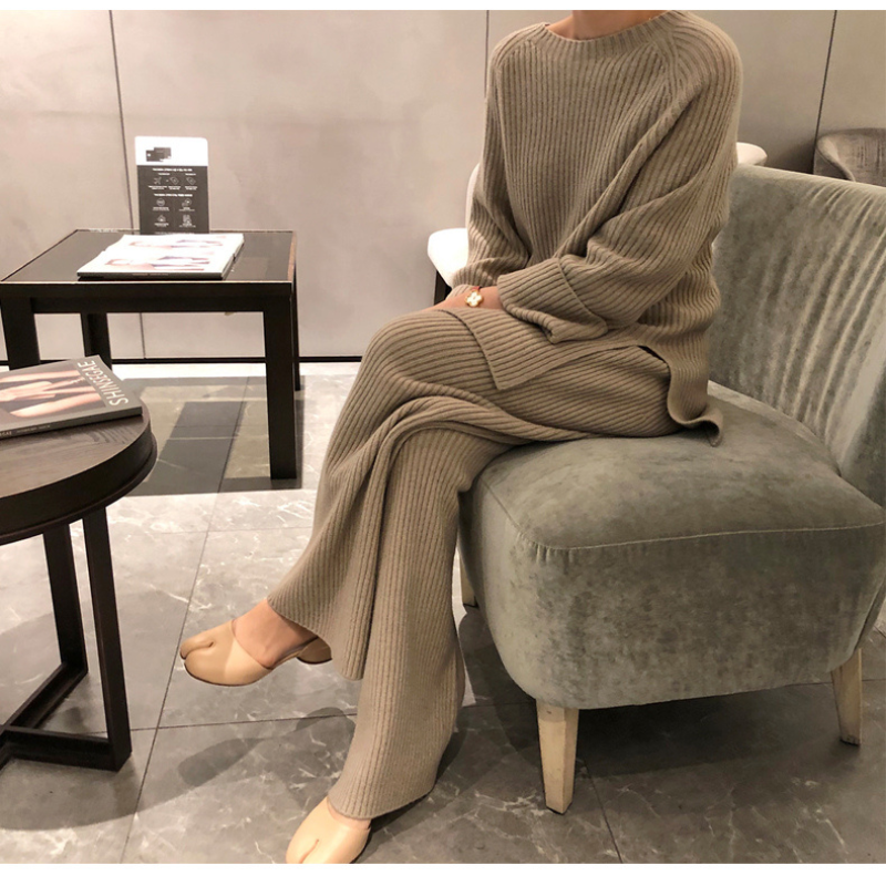 Beneta Damen Set mit Englischer Eleganz