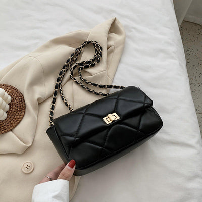 Gesteppte Tasche mit Kette - Noelia
