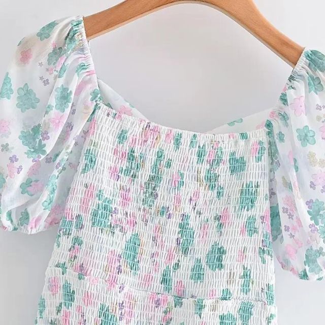 Fioby - Florales Rüschen-Minikleid mit Puffärmeln