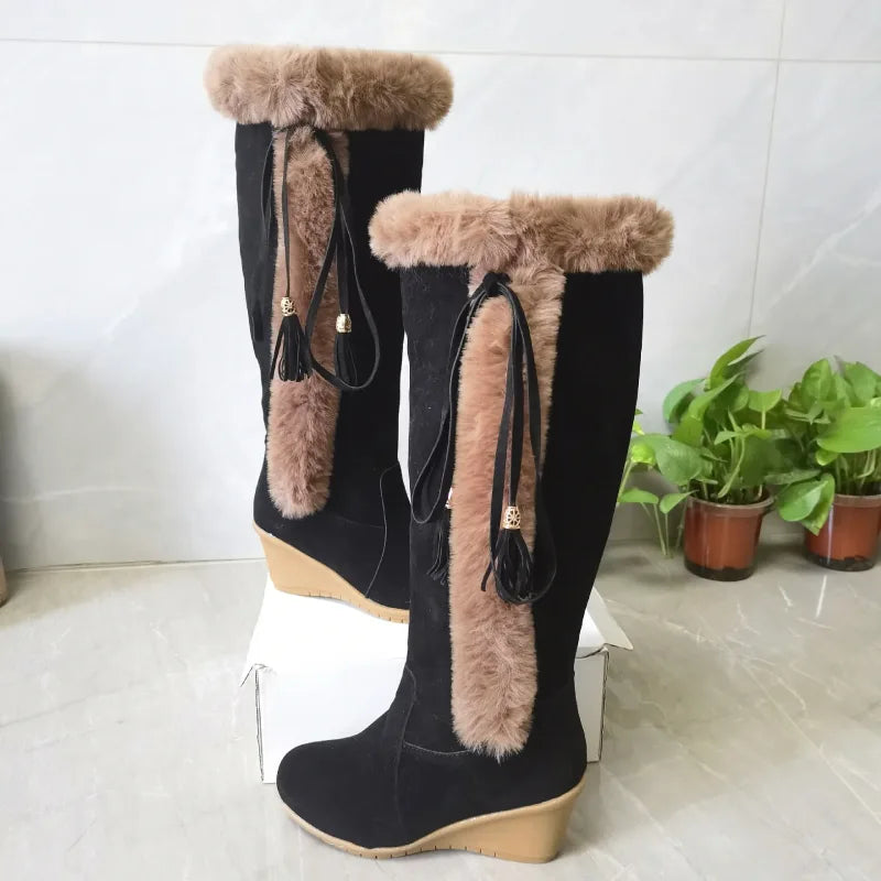 Zorana - Lange Winterstiefel aus Plüsch