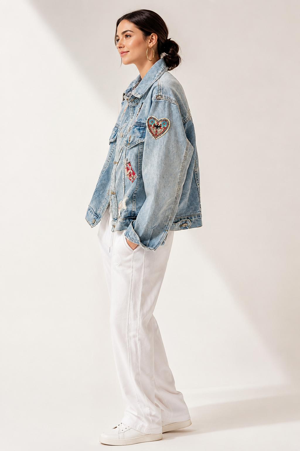 Jeansjacke & helle Hose