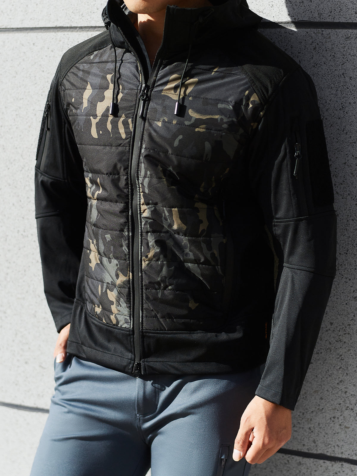 AdventureFlix Tactical Isolierte Jacke