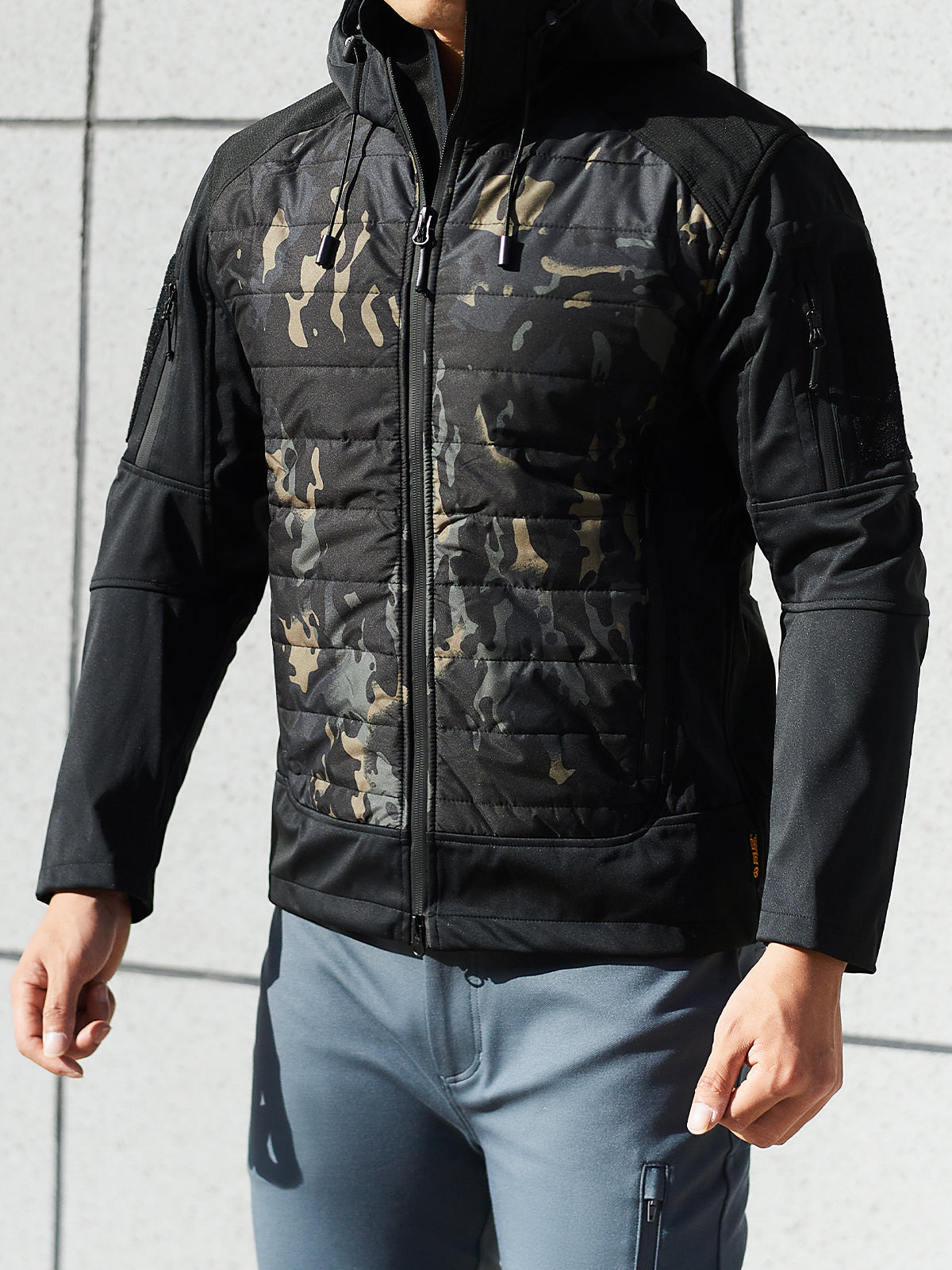 AdventureFlix Tactical Isolierte Jacke