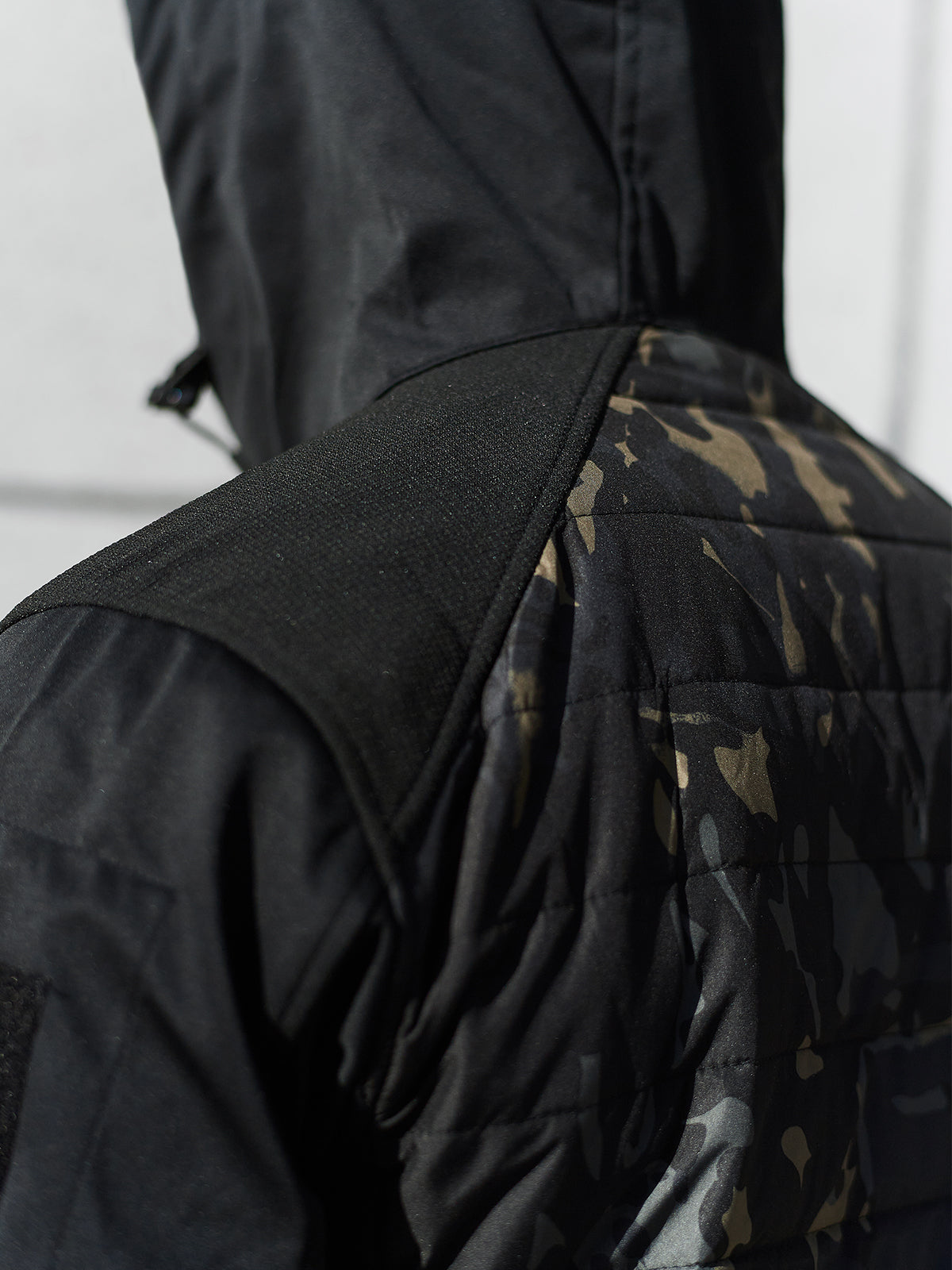 AdventureFlix Tactical Isolierte Jacke