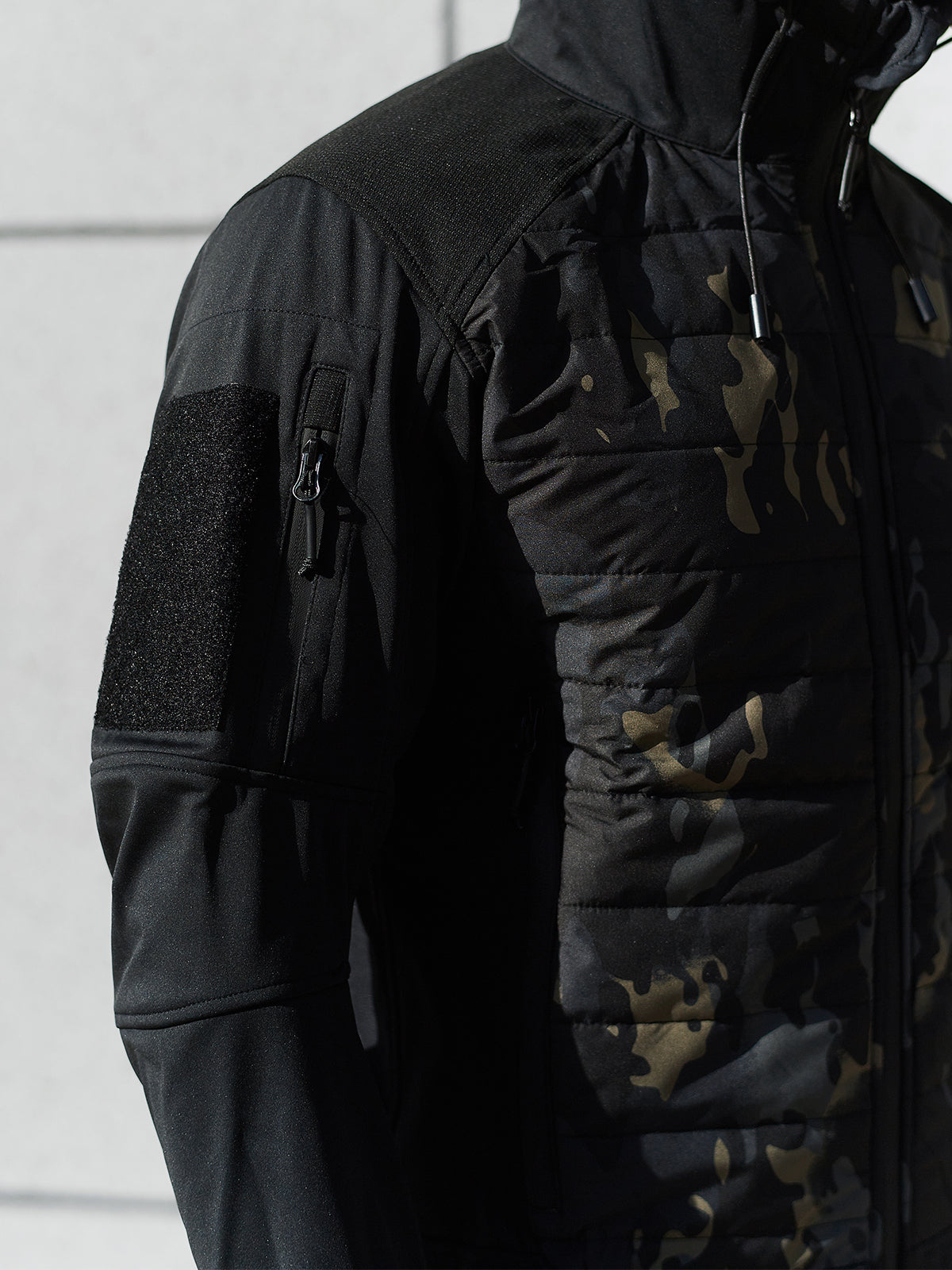 AdventureFlix Tactical Isolierte Jacke