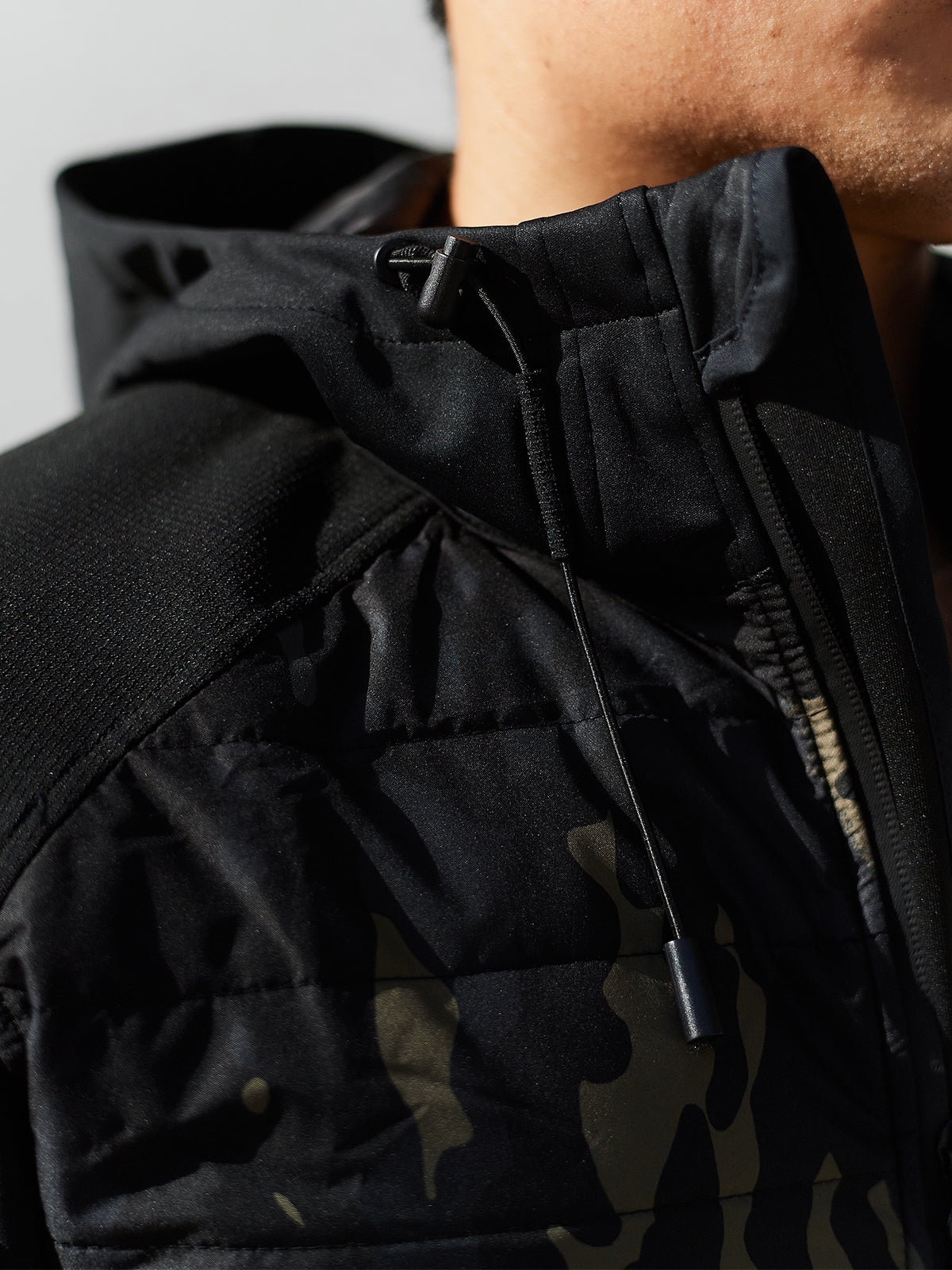 AdventureFlix Tactical Isolierte Jacke