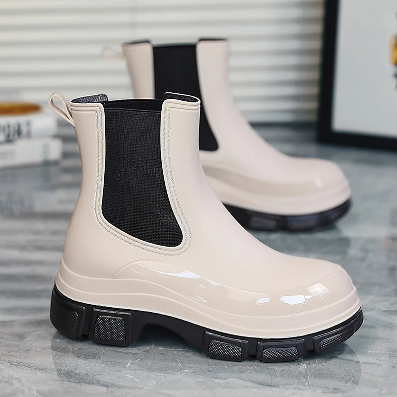 Wasserdichte Damenstiefel mit dicker Sohle und Gummizug - Liora