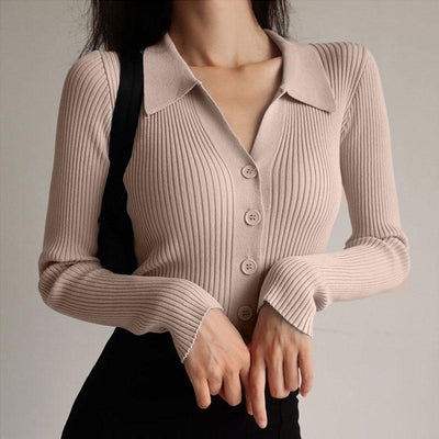 Gerippte Strickjacke mit Knöpfen und Hemdkragen - Solveig