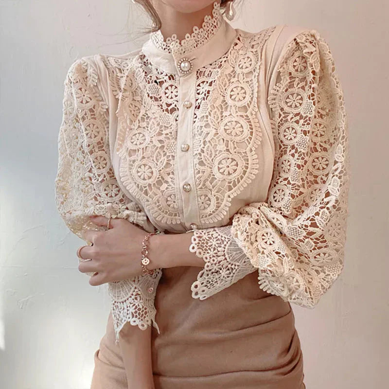 Langärmelige Damenbluse aus Spitze - Elisabetta