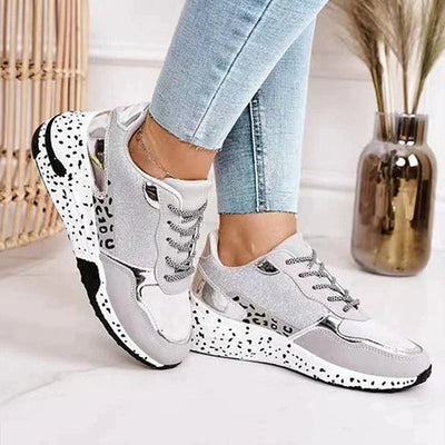 Jana – Stylische Schnürschuhe mit Leopardenmuster für einen trendigen Look