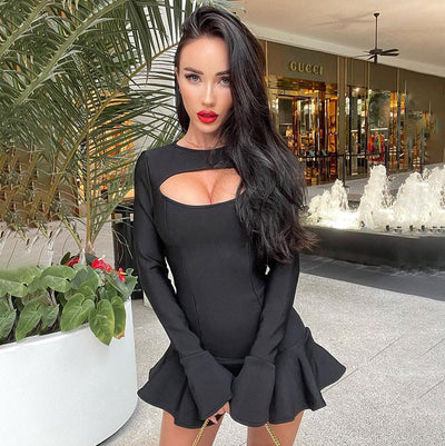 Nena - Schwarzes Trapezkleid mit Volants und langen Ärmeln