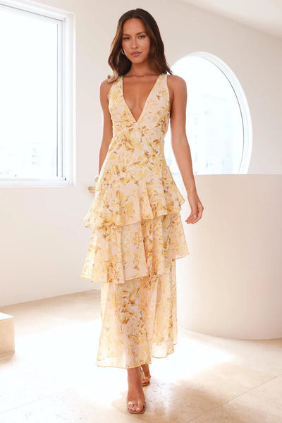 Mariana - Gelbes langes Kleid mit Rüschen und Blumendruck