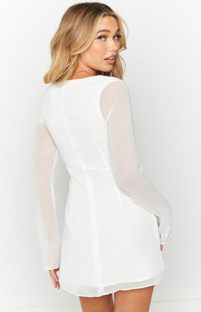 Constanza - Weißes Minikleid mit langen Ärmeln