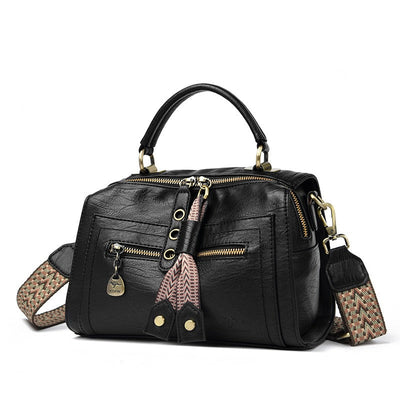 Damen-Umhängetasche aus Kunstleder mit Metallic-Details - Juliette