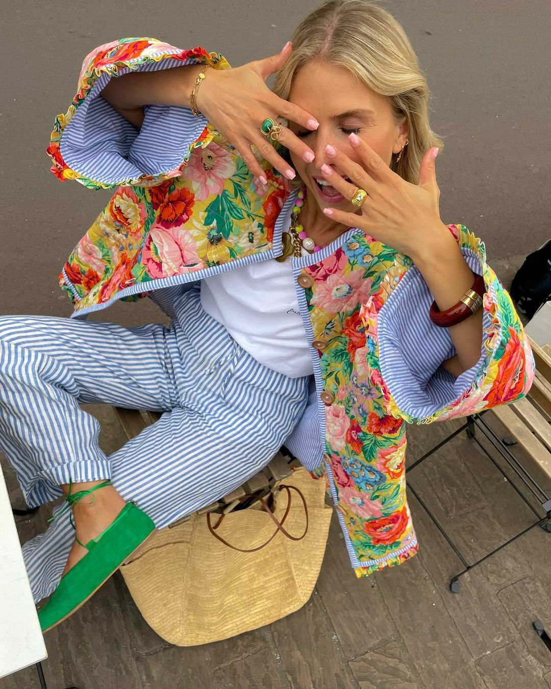 Miranda - Langärmelige Parka Mantel mit Blumendruck für Frauen.