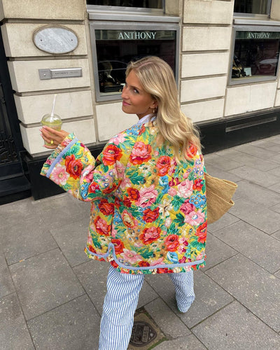 Miranda - Langärmelige Parka Mantel mit Blumendruck für Frauen.