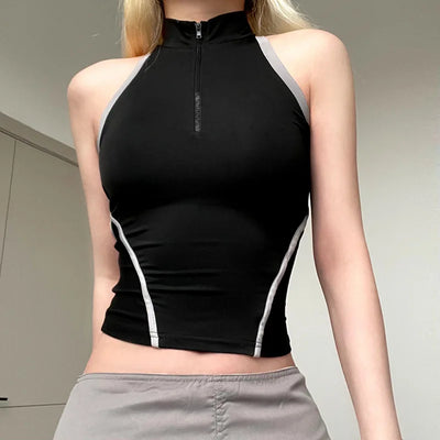Zoe - Sportliches Crop-Top mit hohem Kragen