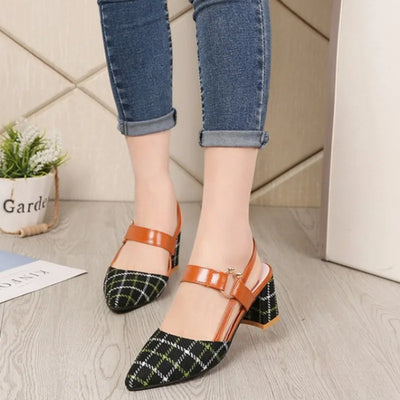 Halbhoher Slingback-Schuh - Regina
