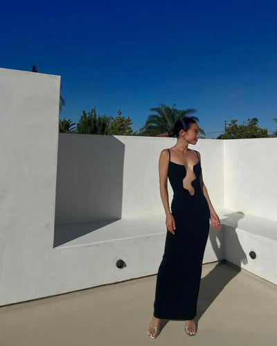 Afroda Kleid mit Ausschnitt