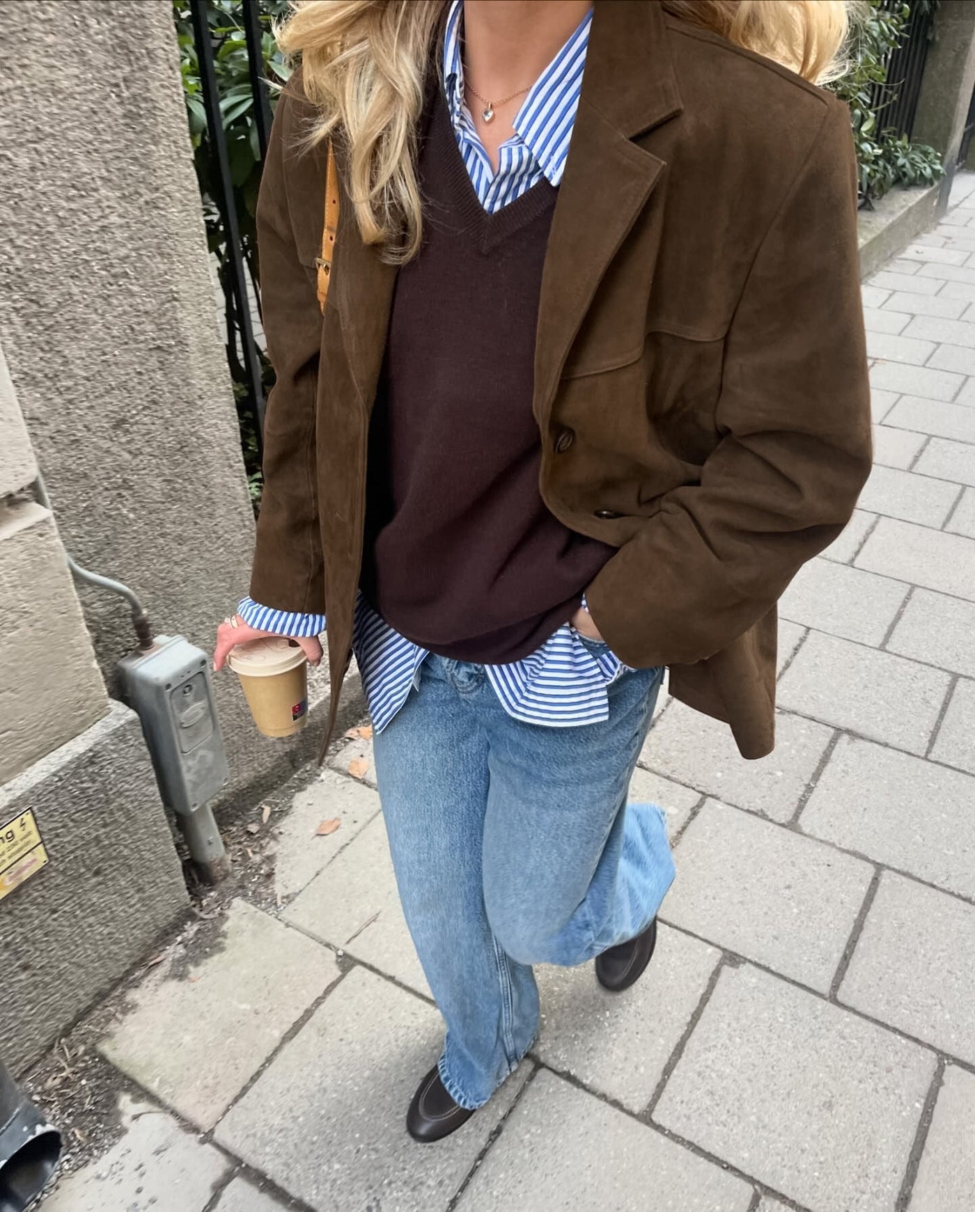 Lose Wildlederjacke mit Retro-Samtaufschlägen - Loise
