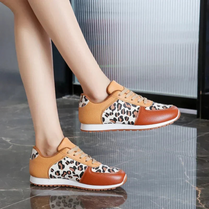 Sneaker mit Leopardenmuster - Lana