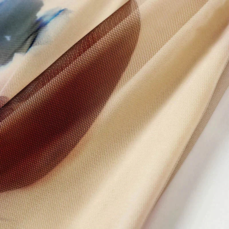 Esme - Langes Kleid mit Blumendruck und V-Ausschnitt