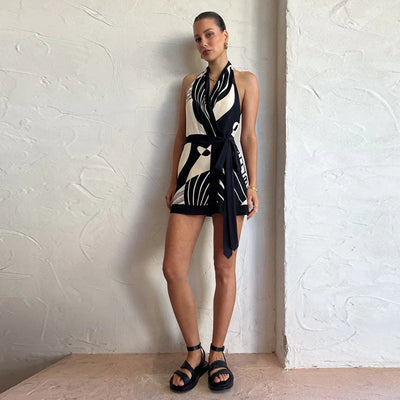 Paula Schwarz-Weißes Kleid