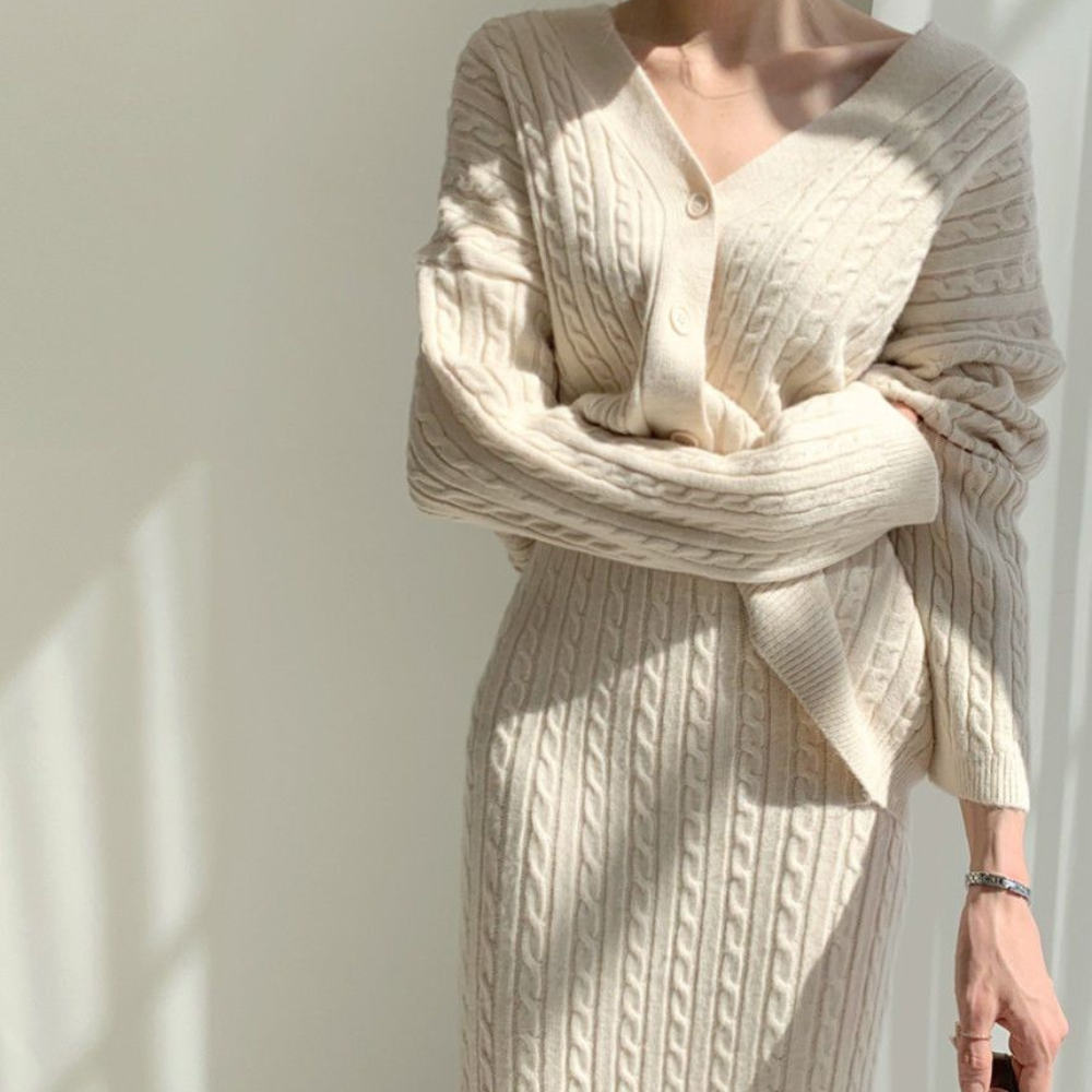 AMALIE - Set aus Strickoberteil und Rock