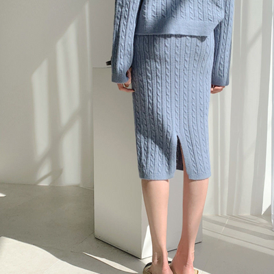 AMALIE - Set aus Strickoberteil und Rock
