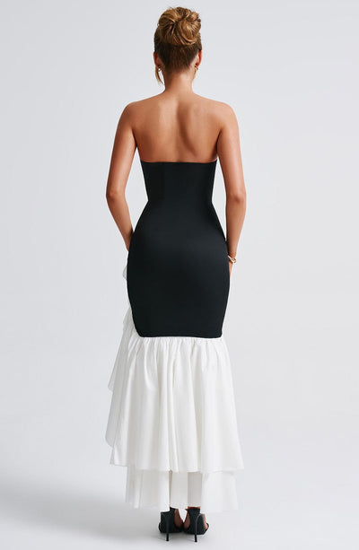 Darlene - Stilvolles trägerloses Kleid mit Seitenschlitz
